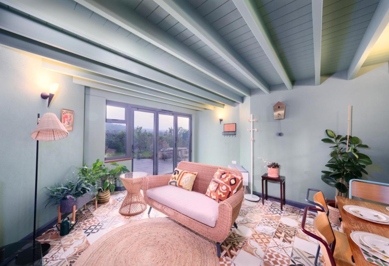 Acer House Stylish Garden Flat Lovely Valley View Dog Friendly Central バース エクステリア 写真